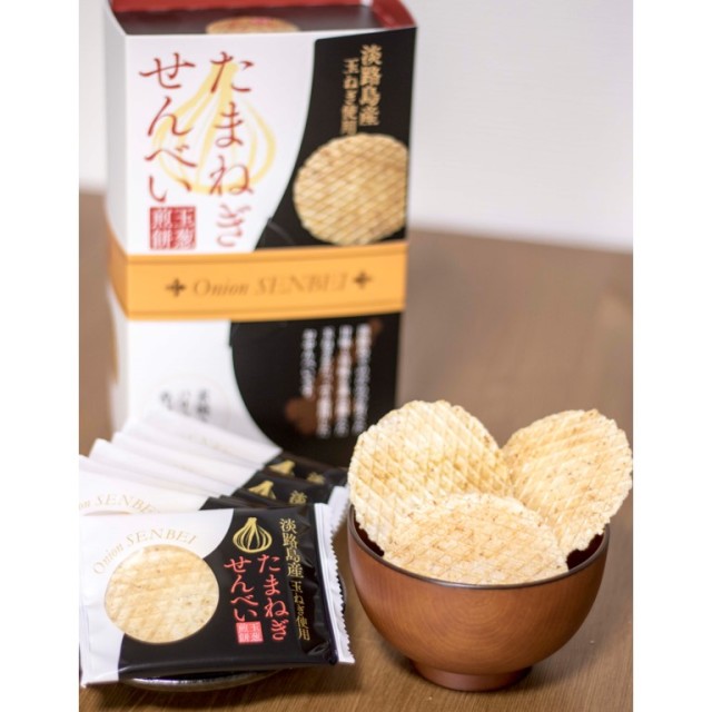 玉ねぎせんべい開封